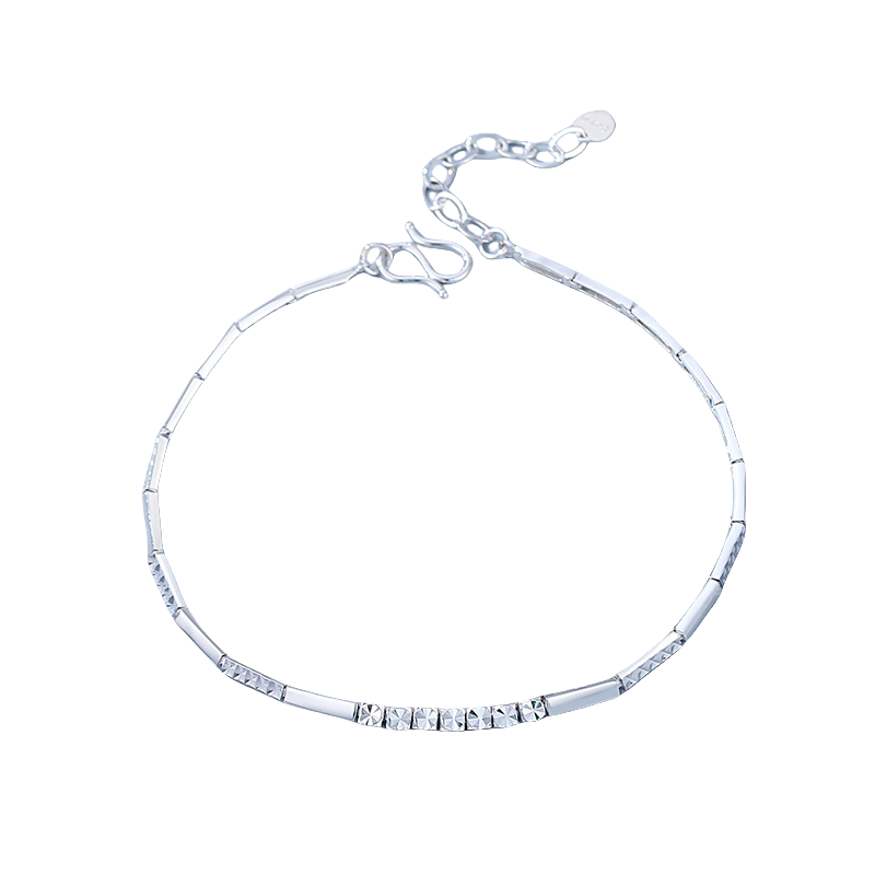 Diamond pattern bracelet